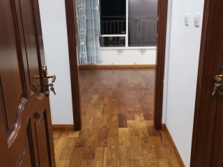 木地板铺设