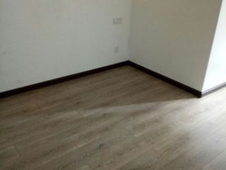 实木复合地板铺设