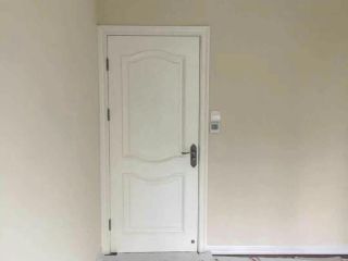 成品门及墙纸铺贴