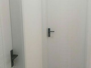 成品门及墙纸铺贴