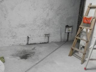 水、电管开槽施作