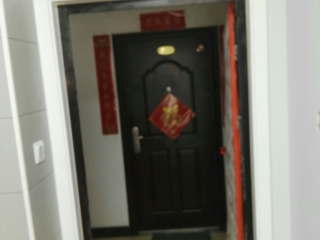 成品门及墙纸铺贴
