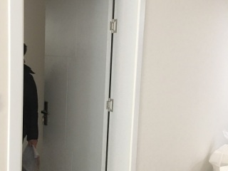 成品门及墙纸铺贴