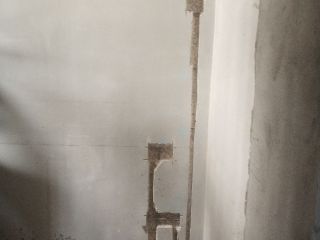 水、电管开槽施作