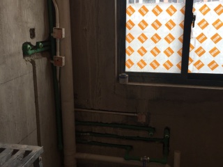 水、电管开槽施工