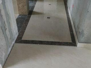 地砖铺贴及地面找平施作
