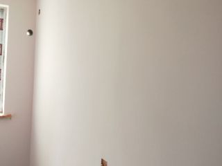 墙、顶面乳胶漆及墙纸铺贴