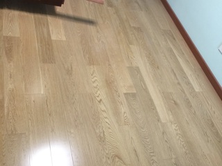 木地板铺设