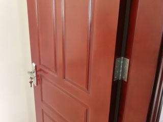 成品门及墙纸铺贴