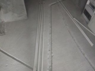 水、电管开槽施工