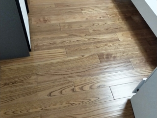 木地板铺设