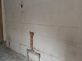 水、电管开槽施作