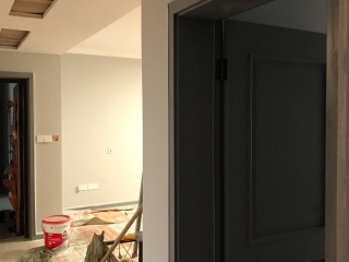 成品门及墙纸铺贴