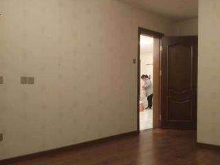 木地板铺设