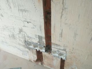 水、电管开槽施工