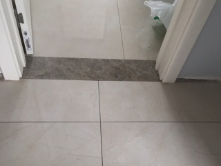成品门及墙纸铺贴