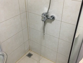  茅台新苑