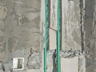 水、电管开槽施作