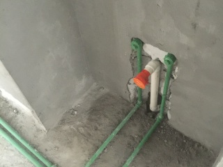 水、电管开槽施作