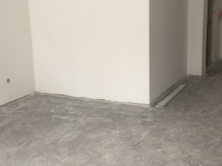 墙、顶面腻子批嵌