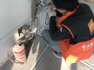 强、弱电路穿线施作