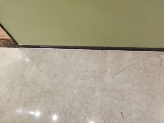 地砖铺贴及地面找平施作