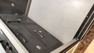 厨房、卫生间墙砖施作