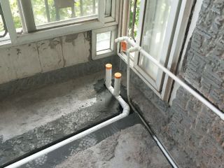 水、电管开槽施作