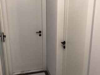 成品门及墙纸铺贴