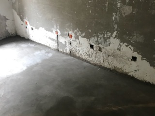 地砖铺贴及地面找平施作