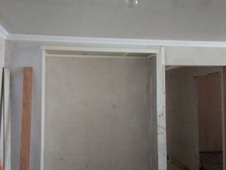 墙、顶面腻子批嵌