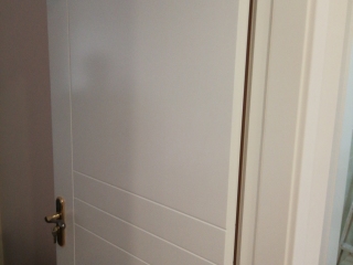 成品门及墙纸铺贴