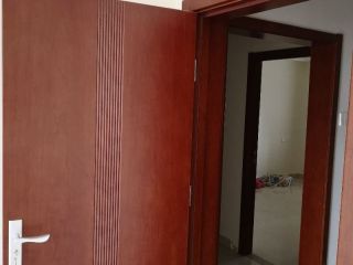 成品门及墙纸铺贴