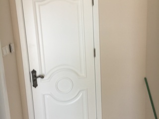 成品门及墙纸铺贴