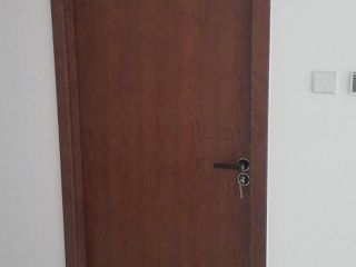 成品门及墙纸铺贴