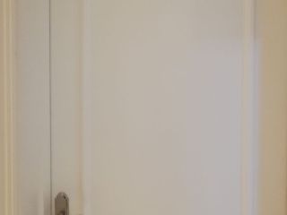 套装门、踢脚线安装