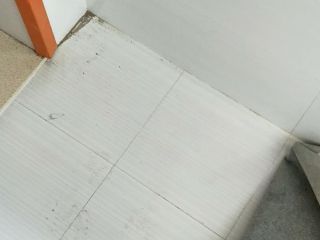 地砖铺贴及地面找平施作