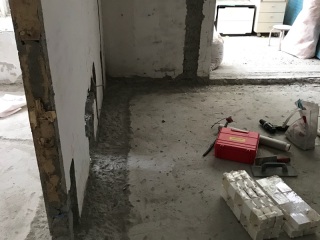 水、电管开槽施作