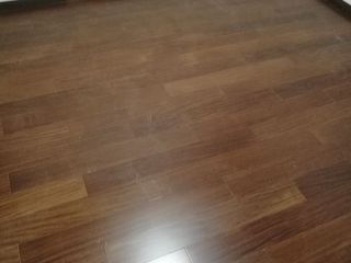 套装门、踢脚线安装