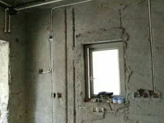 水、电管开槽施作