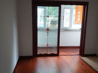 成品门及墙纸铺贴