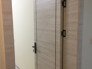 成品门及墙纸铺贴