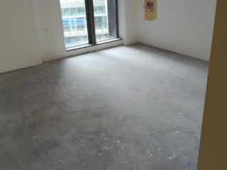 地砖铺贴及地面找平施作