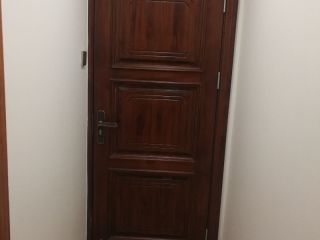 成品门及墙纸铺贴