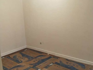 套装门、踢脚线安装