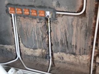水、电管开槽施工