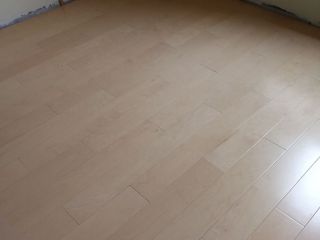 实木复合地板铺设