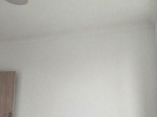 墙、顶面乳胶漆及墙纸铺贴