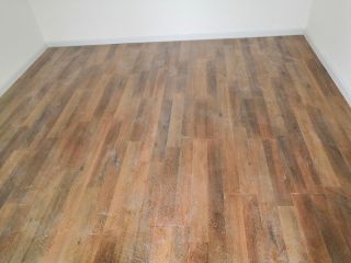 地砖铺贴及地面找平施作