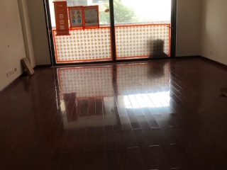 木地板铺设